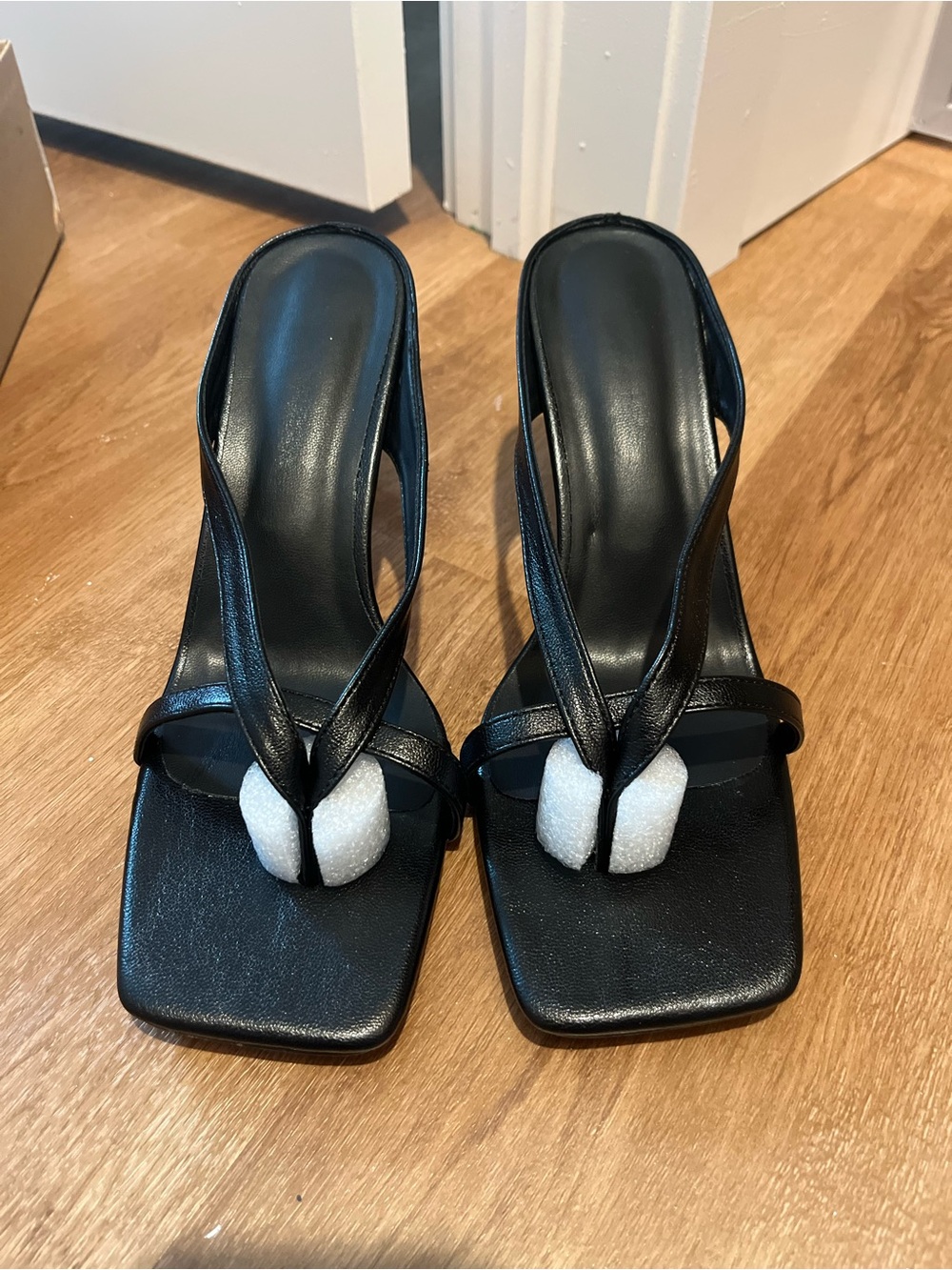 Black Women’s Square-Toe Thong Heeled Sandals